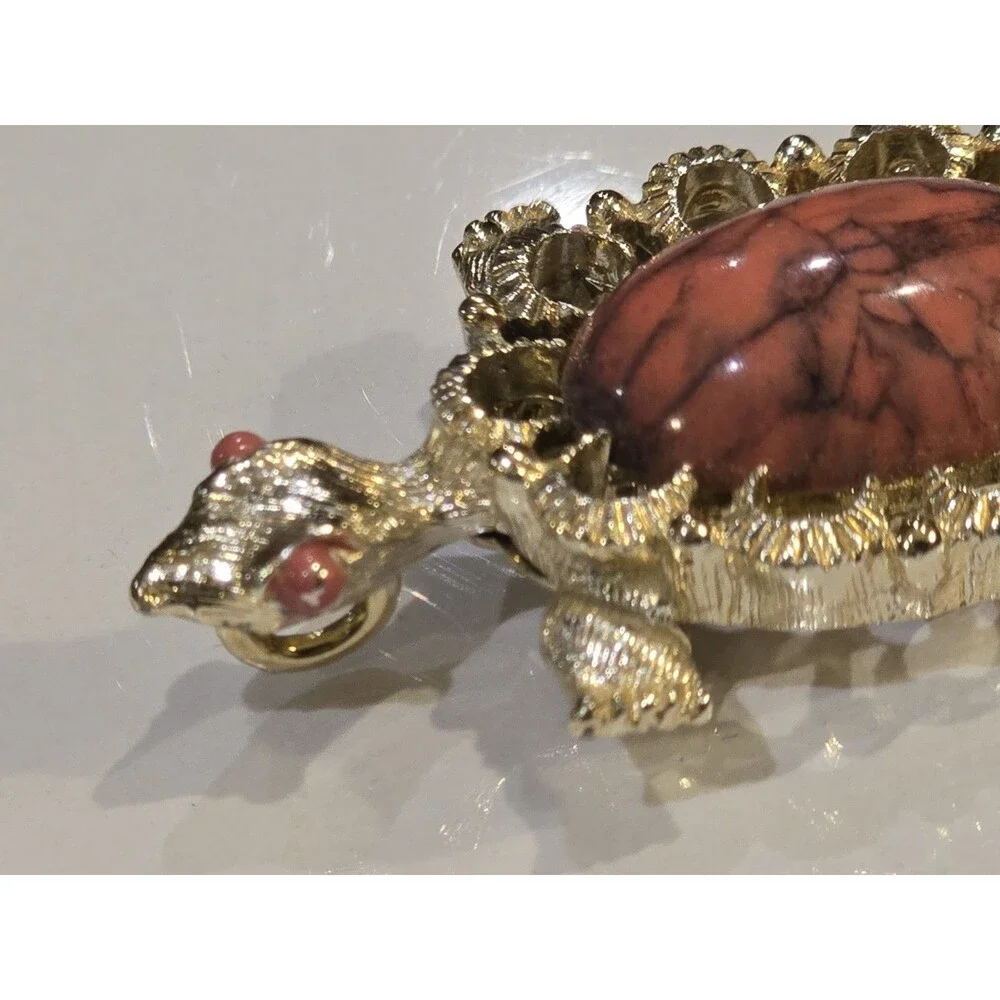 Vintage Gerrys Turtle Brooch Pendant Red Marbled Cabochon Gold Tone Jewelry 1391